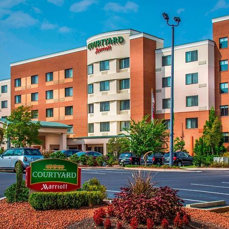 Courtyard Greensboro Airport Kültér fotó